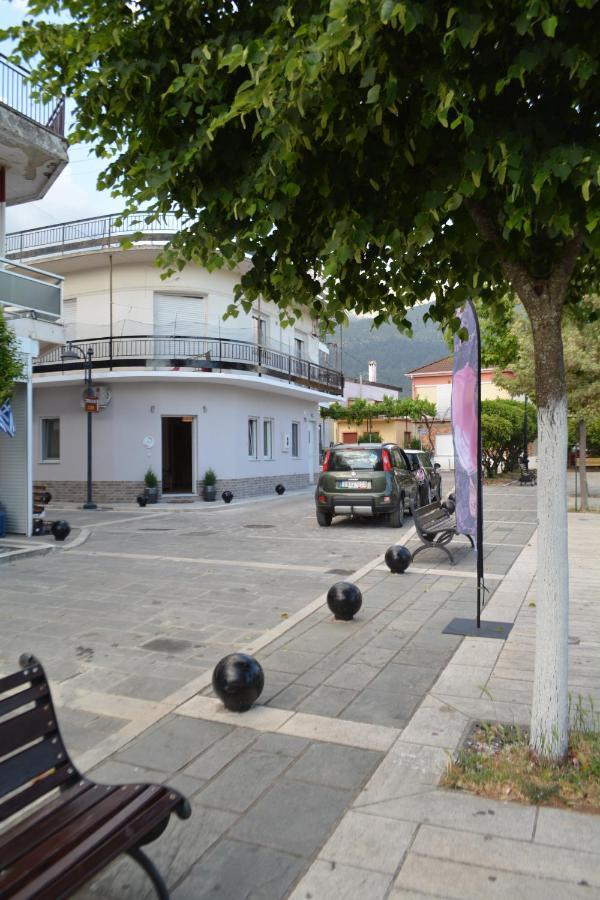 Marieli Apartment Perama  Екстериор снимка